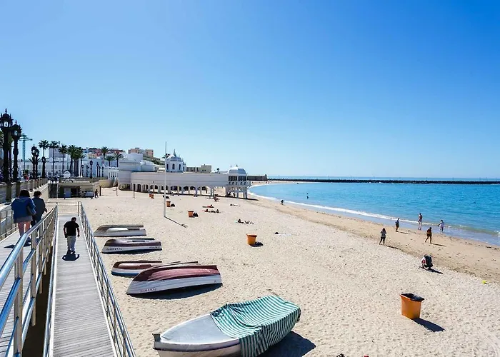 Pasacalles By Cadiz4rentals *